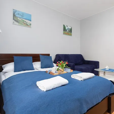 Kolobrzeg Apartament Towarowa By Renters Apartment