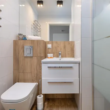 Kołobrzeg Apartament Towarowa by Renters Apartament *